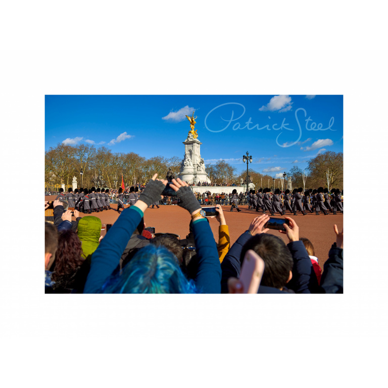 limited edition photograph of the band of the coldstream guards victoria memorial london by photographer patrick steel