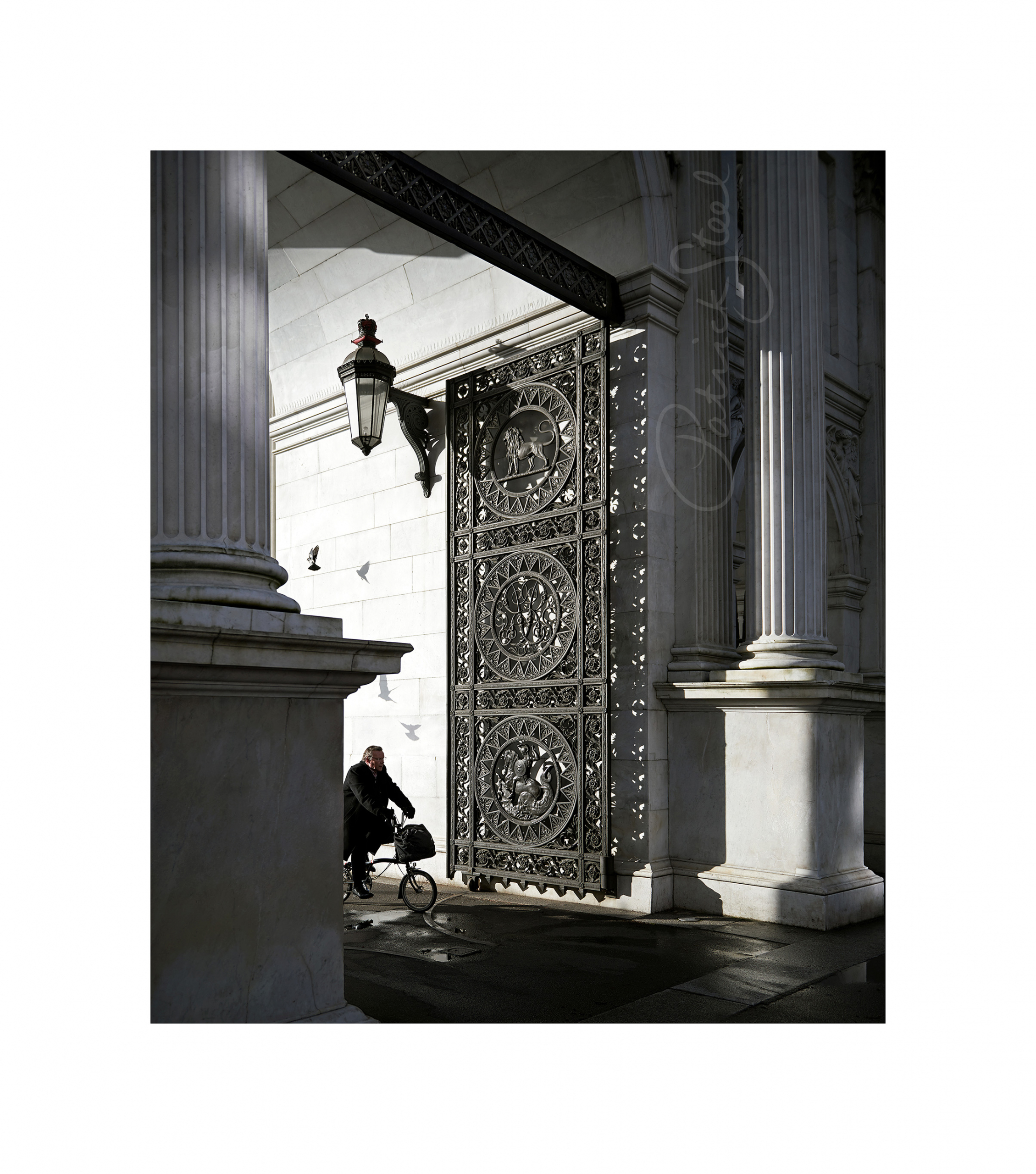 limited edition photograph of marble arch at dawn london by british photographer patrick steel