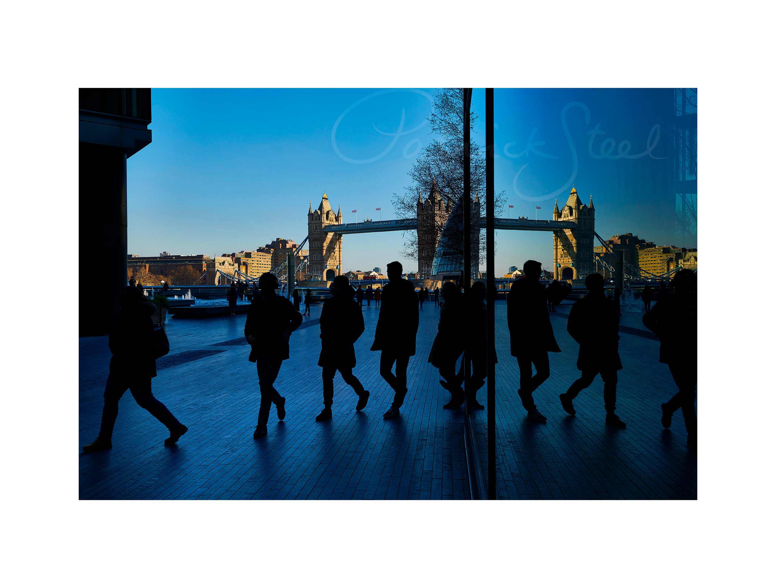 limited edition print photograph of tower bridge silhouettes by photographer patrick steel